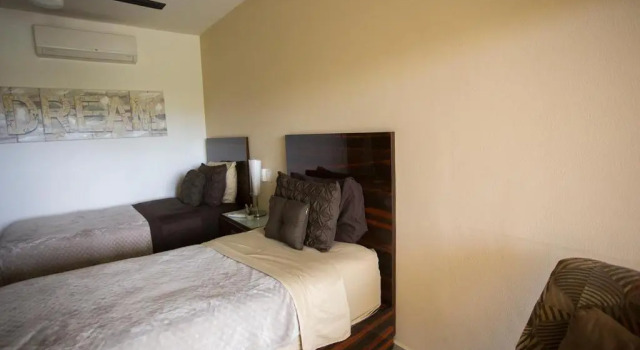 Pool View 3 Bedroom Apartment, Prenota Appartamento Hotel a Quintana Roo con parcheggio, Parcheggio