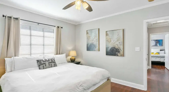 Downtown Escape - For 10, Rezerwuj Hotel Hotele w Tampa z parkingiem, Parking