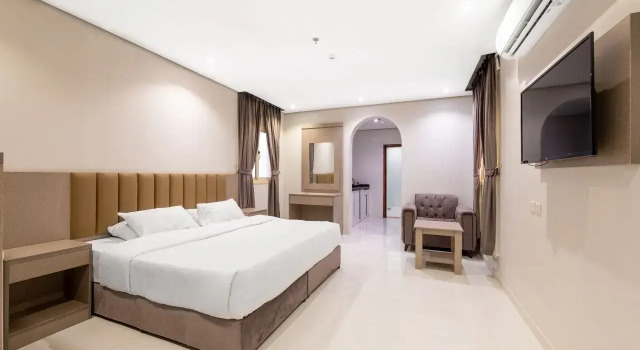 Triple Star Hotel