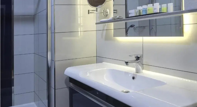 Четырёхместный номер Fesa Business Hotel