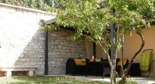 Апартаменты c 1 комнатой Modern Antique apartment's Villa Castropola 8, located in Center of Pula