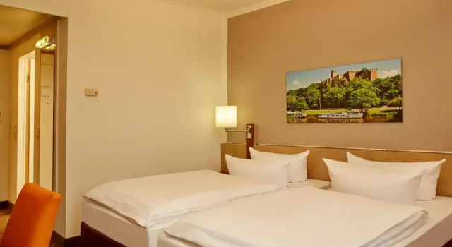 Номер Comfort Sunday Hotel Leipzig-Halle