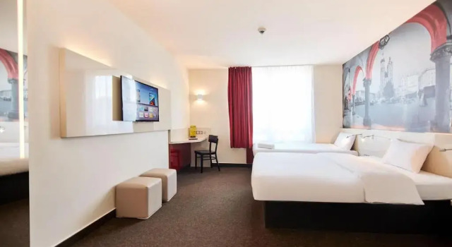 Трёхместный номер Standard B&B HOTEL Krakow Centrum