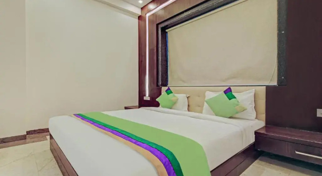 SG Grand by Treebo Hotels