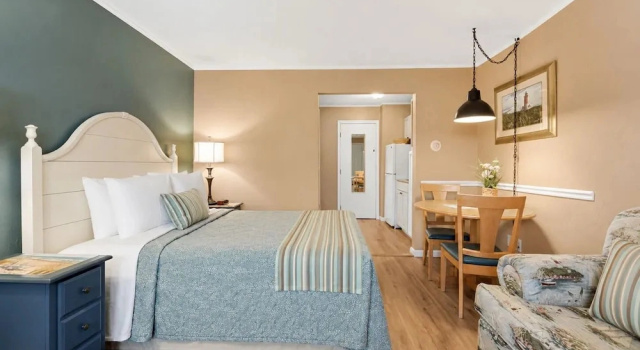 Студия Pier 7 Condominiums