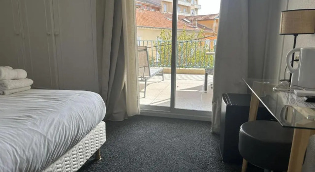 Двухместный номер Standard Hôtel le Chardon Bleu