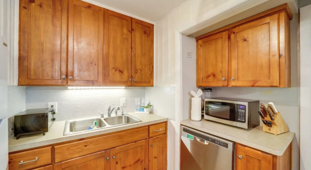 Апартаменты Serene Lake Junaluska Gem: Deck & Mountain Views
