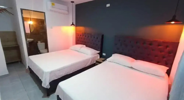 Четырёхместный номер Standard с видом на город Hotel Almalu