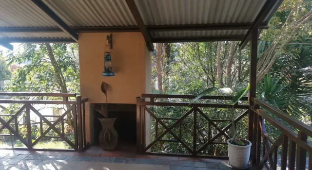 Семейный номер Standard c 1 комнатой с балконом Autumn Breeze Manor Guest House