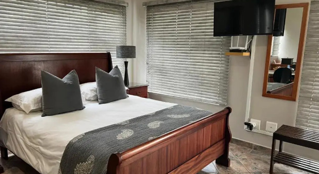 Апартаменты Цокольный этаж Oceanway Self-catering Accommodation