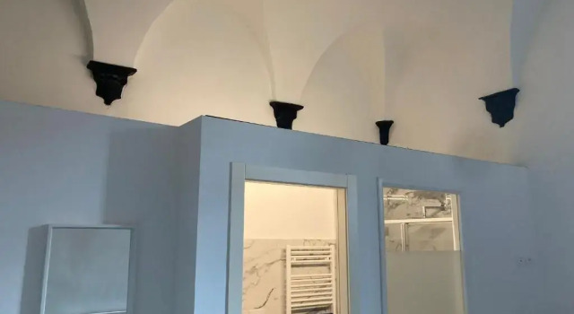 Номер Superior Archivolto del Teatro, 3