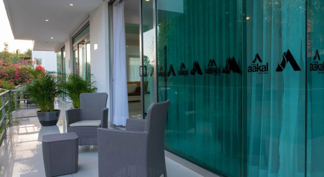 Четырёхместный номер Standard Casa Aakal Lagoon Front