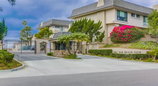 Solana Beach Resort Style Beach Condo With Pool and Spa Dmbc142 by Redawning