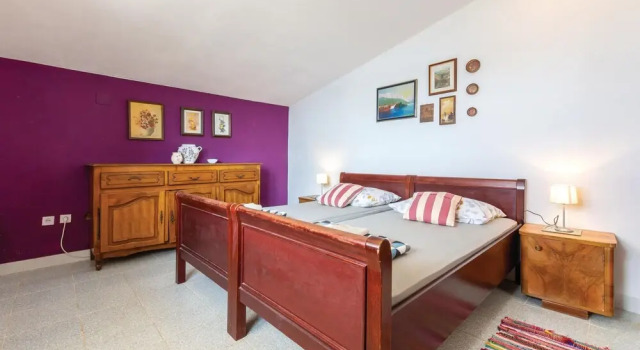 Amazing Home in Sevid With Wifi and 9 Bedrooms