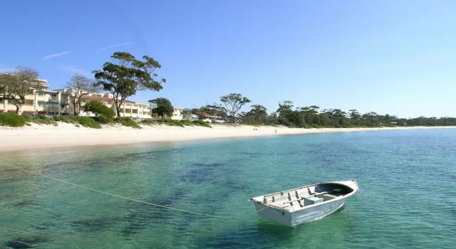 Blue Horizons, Unit 808/41-45 Shoal Bay Road