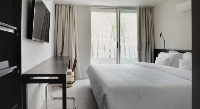 Студия Deluxe Tabas Renata Building