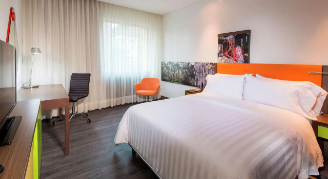 Двухместный номер Standard Hampton By Hilton Yopal