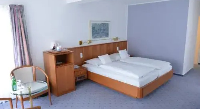 Seminar- und Urlaubshotel Schulz, Réserver Hôtel Bergen 