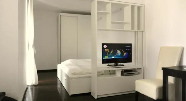 Old City 3BR 100sqm - Bright & Spacious - Renovated 2026, Забронировать Апартаменты/квартира Сектор 3 Бухарест, рядом с La Grande Vie Casino