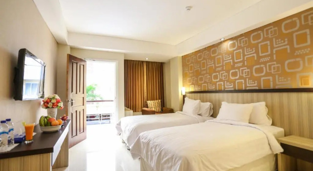 Двухместный номер Deluxe с балконом Sylvia Hotel Premier Kupang