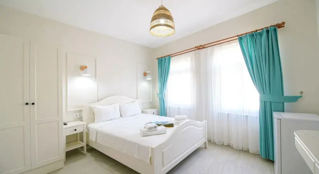 Deluxe Dvoulůžkový s manželskou postelí pokoj Lutro Otel