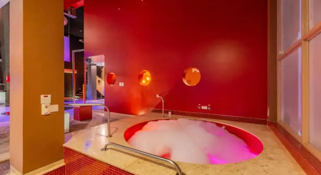 Двухместный люкс Assahi Motel (Только для взрослых)