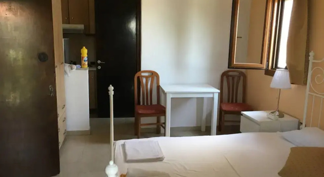 Villa Maro 1 Afytos -200 Meters From the Center of the Traditional Village, Book Villa Afitos 