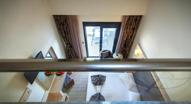 Люкс Deluxe Rooms Amalthea Mare & Cafe - Bistro