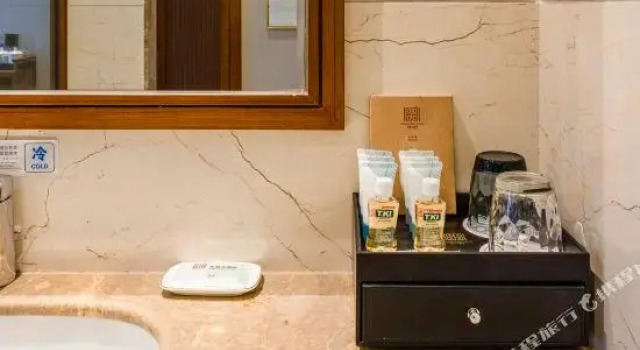 Двухместный люкс Yongchang Hotel