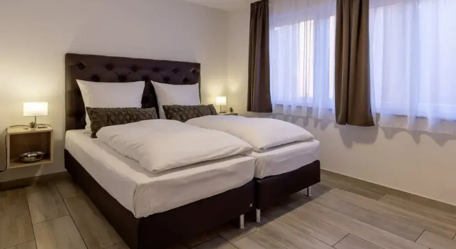 Люкс Grand GLEUEL INN HOTEL - Serviced Apartments