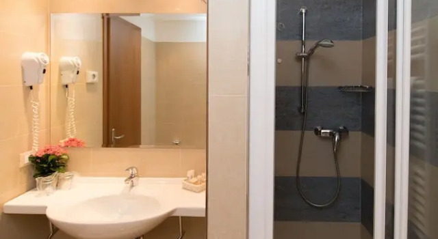 Двухместный номер Classic с балконом Hotel Du Parc