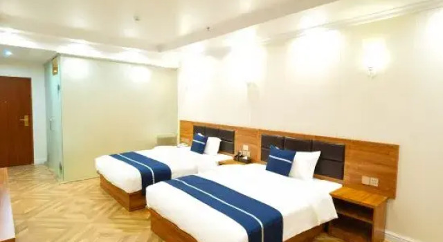 Huizhou Xinghe Business Hotel (North Railway Station), Rezervasyon Otel Guangdong otoparklı oteller, Otopark