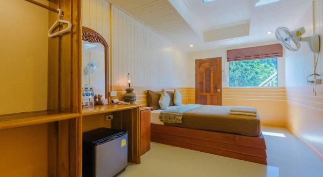 Номер Standard с балконом Railay Hilltop