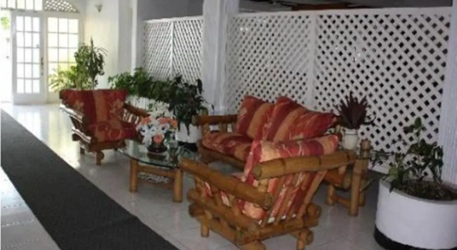 Hotel Tim Bamboo, Забронировать Отель Отели Порт-Антонио с парковкой, Парковка