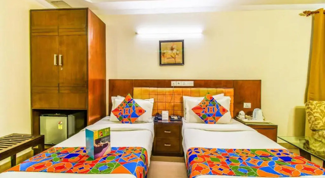 Номер Deluxe Fabhotel Signature Plaza