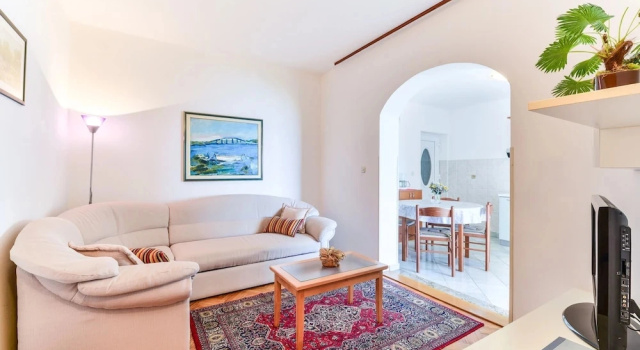 Beachfront Apartment Liveri 5, Забронировать Апартаменты/квартира Апартаменты Вир, Апартаменты/квартира