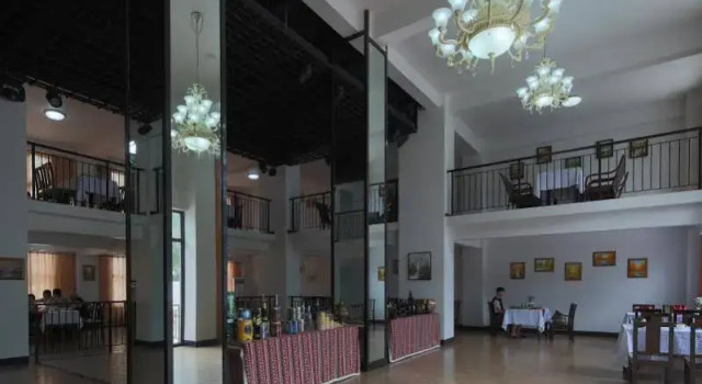 Sanya Ji Fu Rose Holiday Hotel, Book Hotel Sanya Hainan