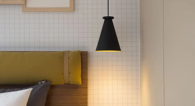 Camera Deluxe Brown-Dot Hotel Choeup