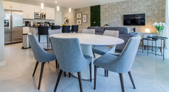 Wonderful Townhomes With Four Bedrooms Close to Disney, Rezerwuj Hotel Kissimmee Kissimmee