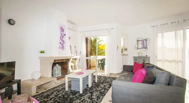 Апартаменты с 2 комнатами с видом на бассейн Apartamento Capri