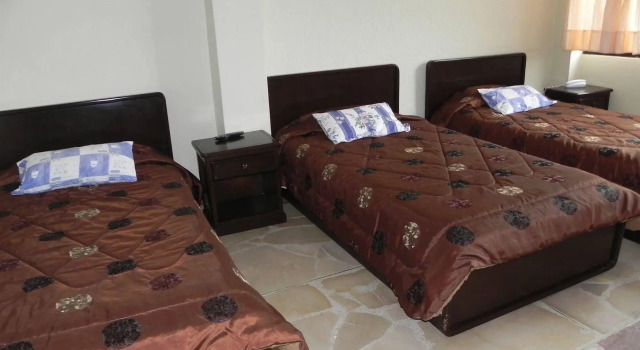 Hotel Jardin de Quito, Забронировать Отель La Floresta Кито, рядом с Del Arbolito Park