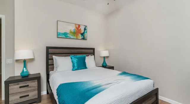 Stylish and Accessible in Vista Cay With Lake View - 3bd/2ba Condo 3vc114