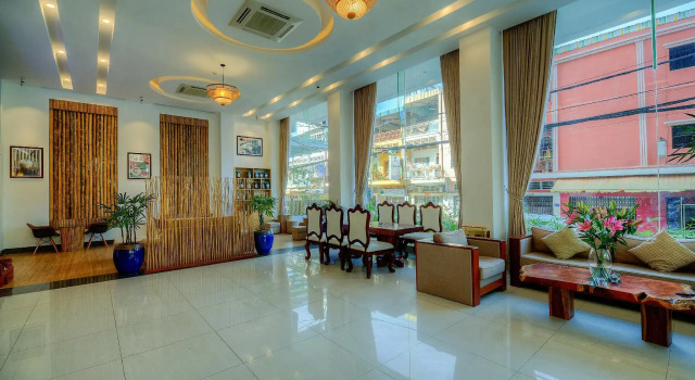 Orussey One Hotel & Apartment