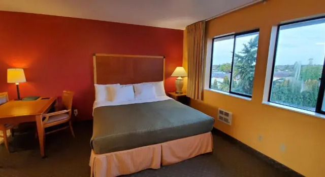 Люкс Olympic View Inn