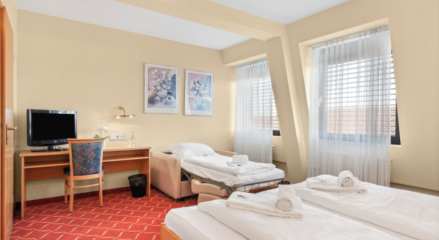 XZLLENZ light Hotel, Prenota Hotel Oberasbach Media Franconia