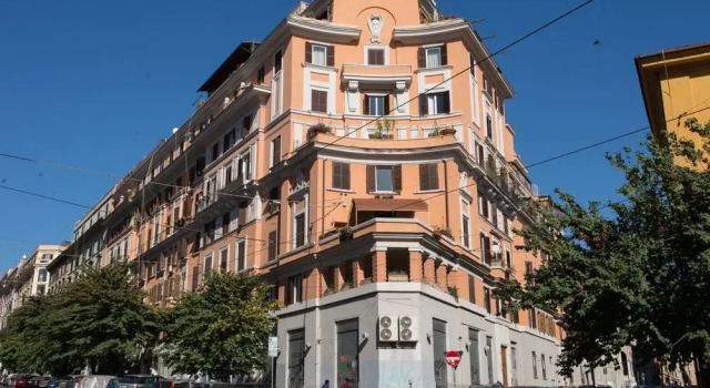 La Terrazza di Evelina Guest House, Забронировать Гостевой дом Вокзал Термини , рядом с Мандзони — Музео делла Либерационе