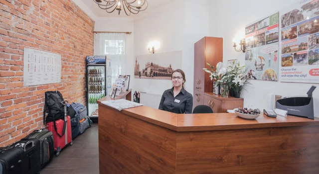Apartment Bonerowska Lower Ground Floor, Забронировать Апартаменты/квартира Апартаменты Кракова, рядом с Церковь Святого Франциска Ассизи, Апартаменты/квартира