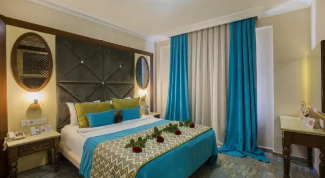 Семейный номер Standard с балконом и с красивым видом из окна Club Big Blue Suit Hotel - All Inclusive Plus