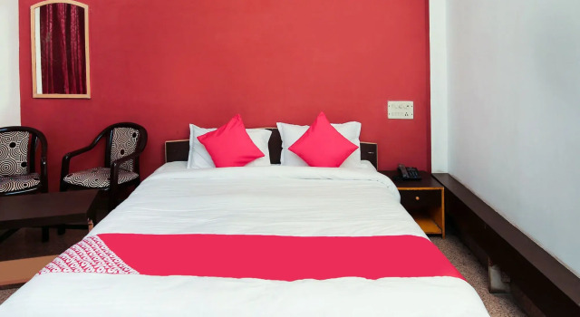 OYO 12363 Hotel Ratan international