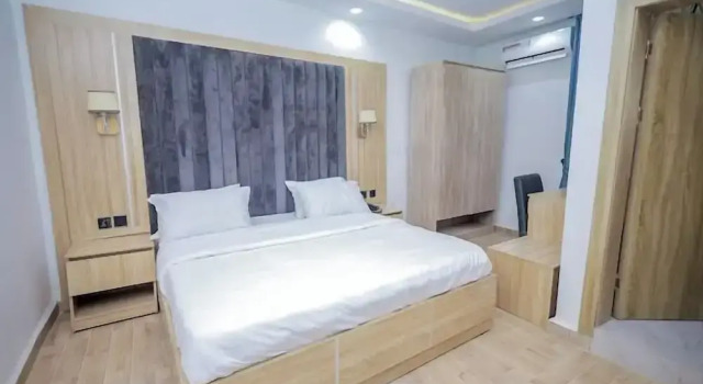 Indices  Hotel and Suites